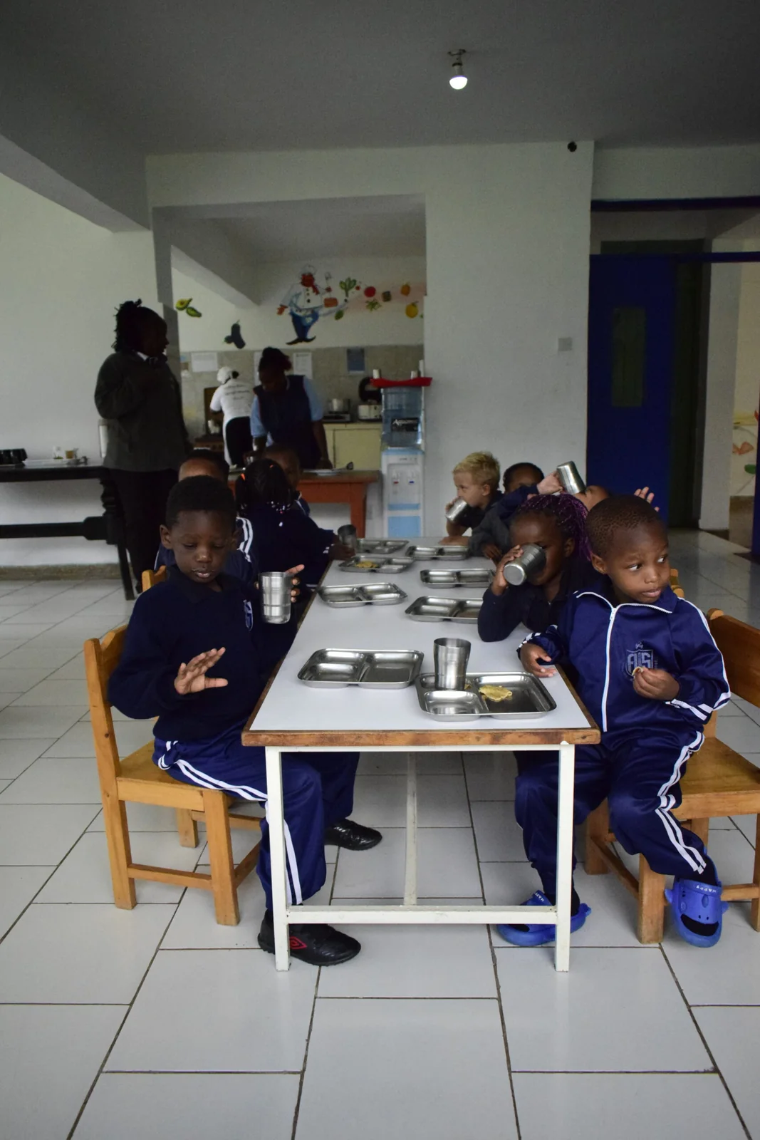 Garden dining patio at Avecina International School