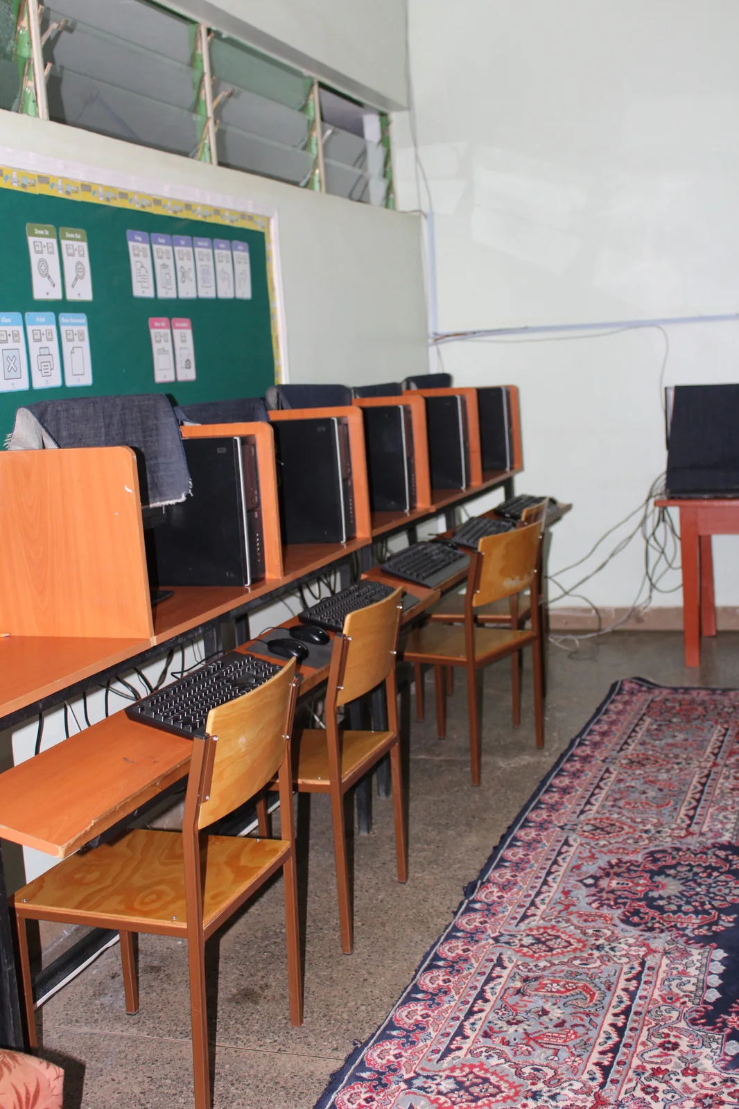 ICT and computing suite at Avecina International School