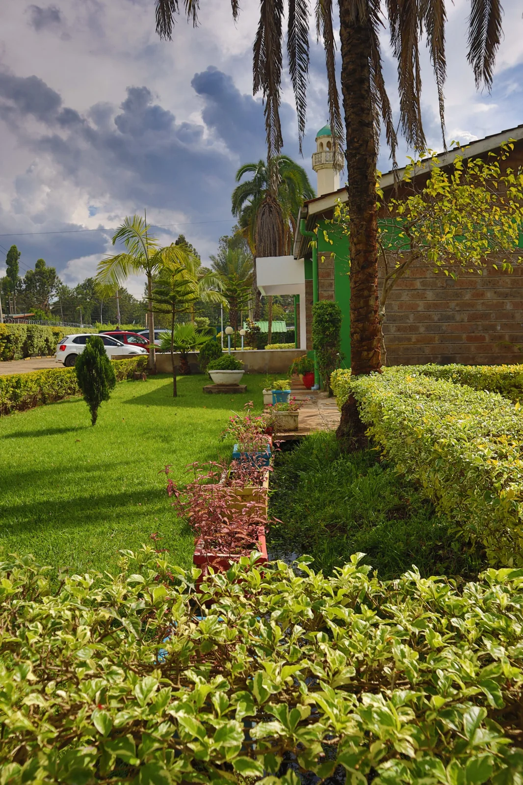 Botanical grounds at Avecina International School